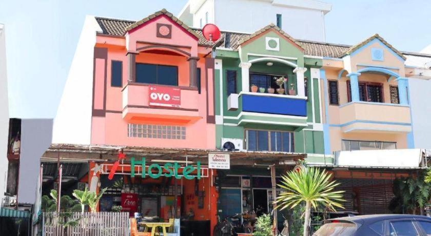 OYO 586 I Hostel Phuket Exterior foto